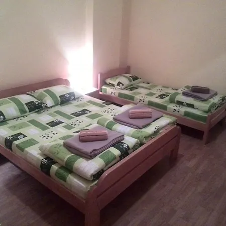 Am Apartman *