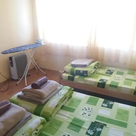 Am Apartman * 特雷比涅